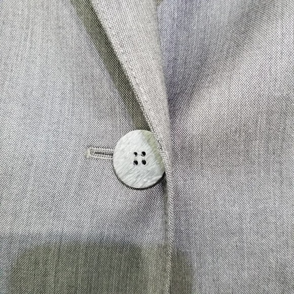Kasper Charcoal Gray Blazer Jacket  Fitted Size 8 Shorter Length - Picture 3 of 10